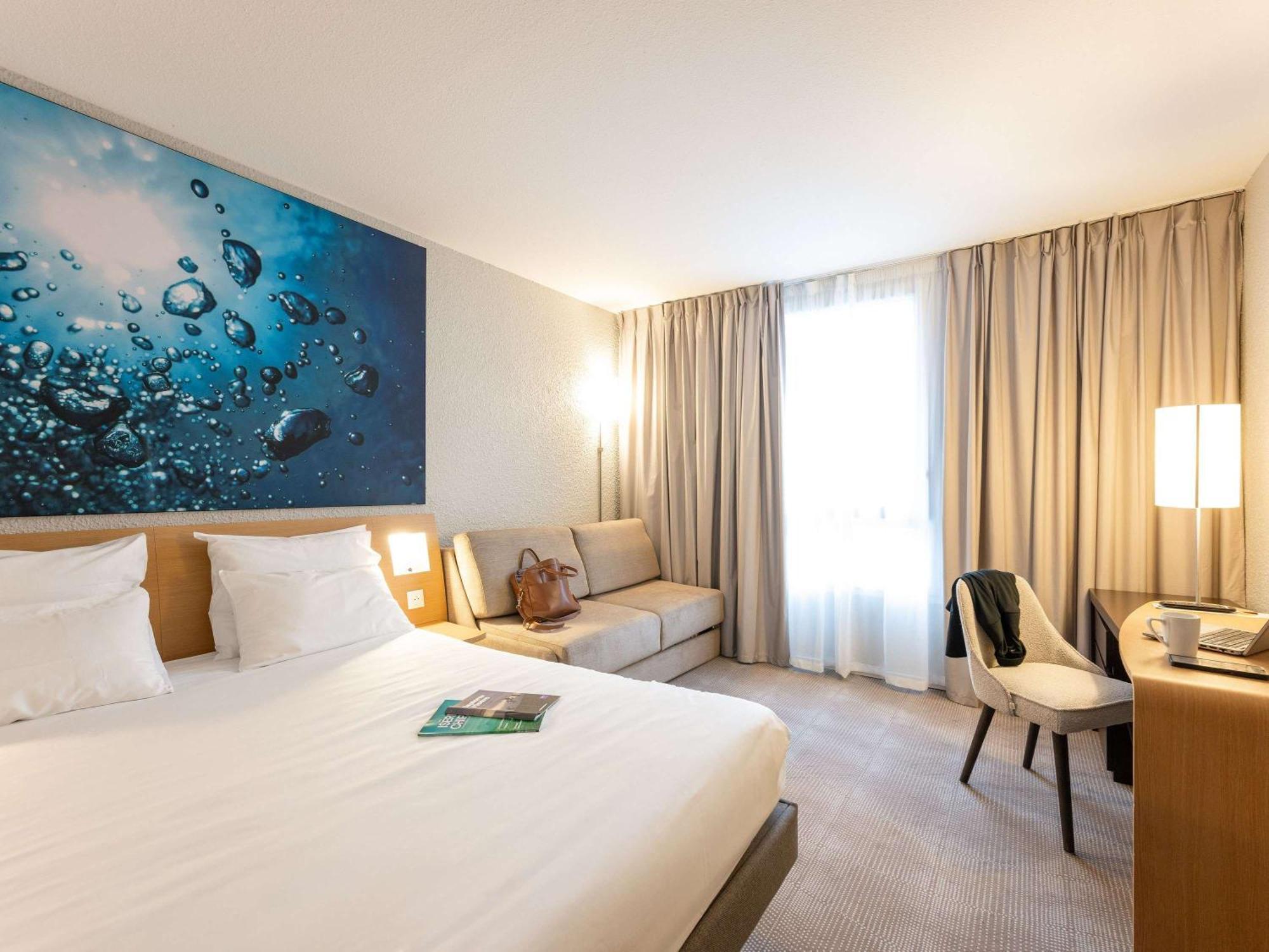 Novotel Grenoble Nord Voreppe Exterior foto