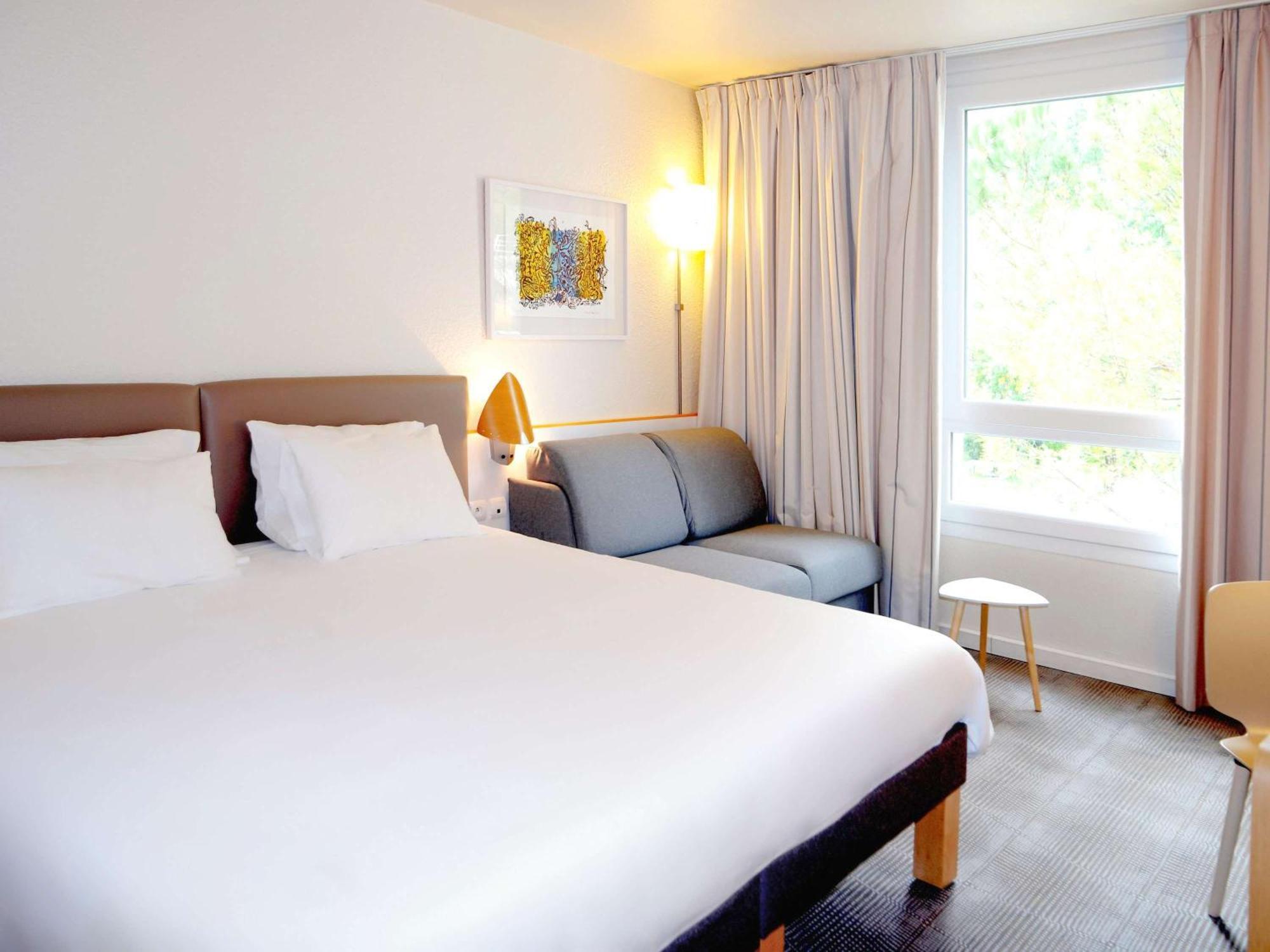 Novotel Grenoble Nord Voreppe Exterior foto