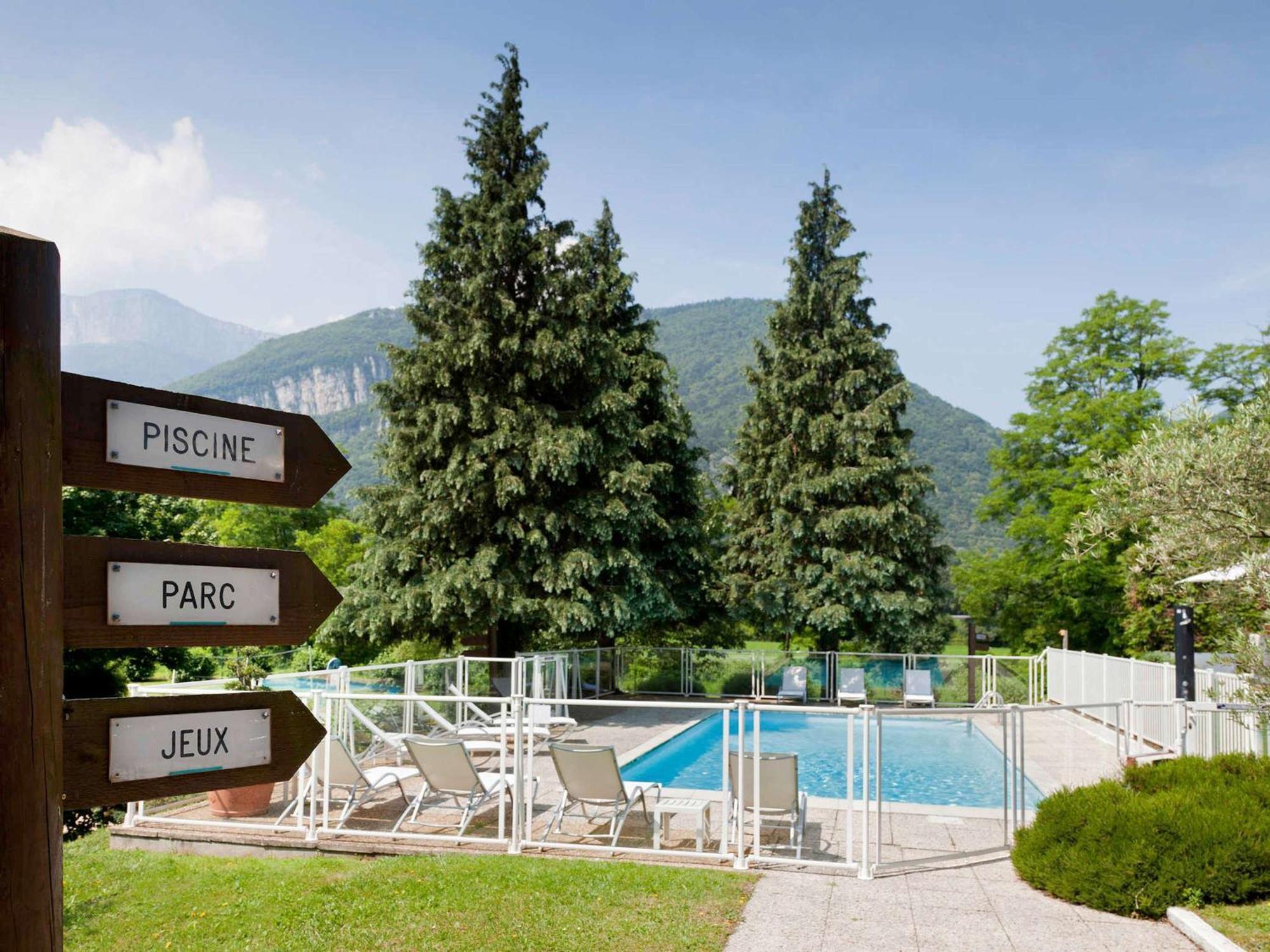 Novotel Grenoble Nord Voreppe Exterior foto